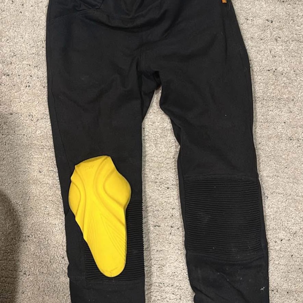 Motogirl Kevlar motorcycle leggings with Knee Pads